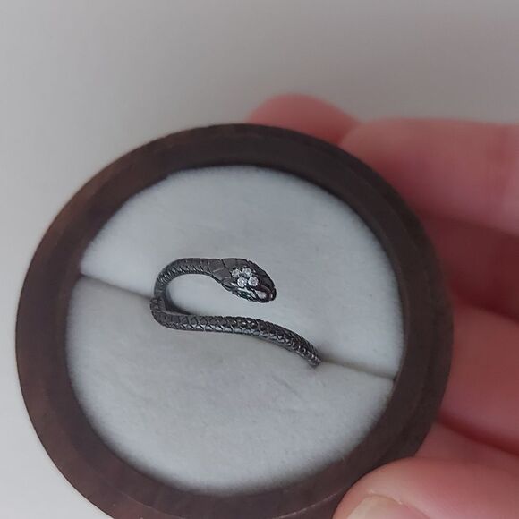 Platinum Plated 925 Sterling Silver Black Snake Ring - Picture 3 of 9